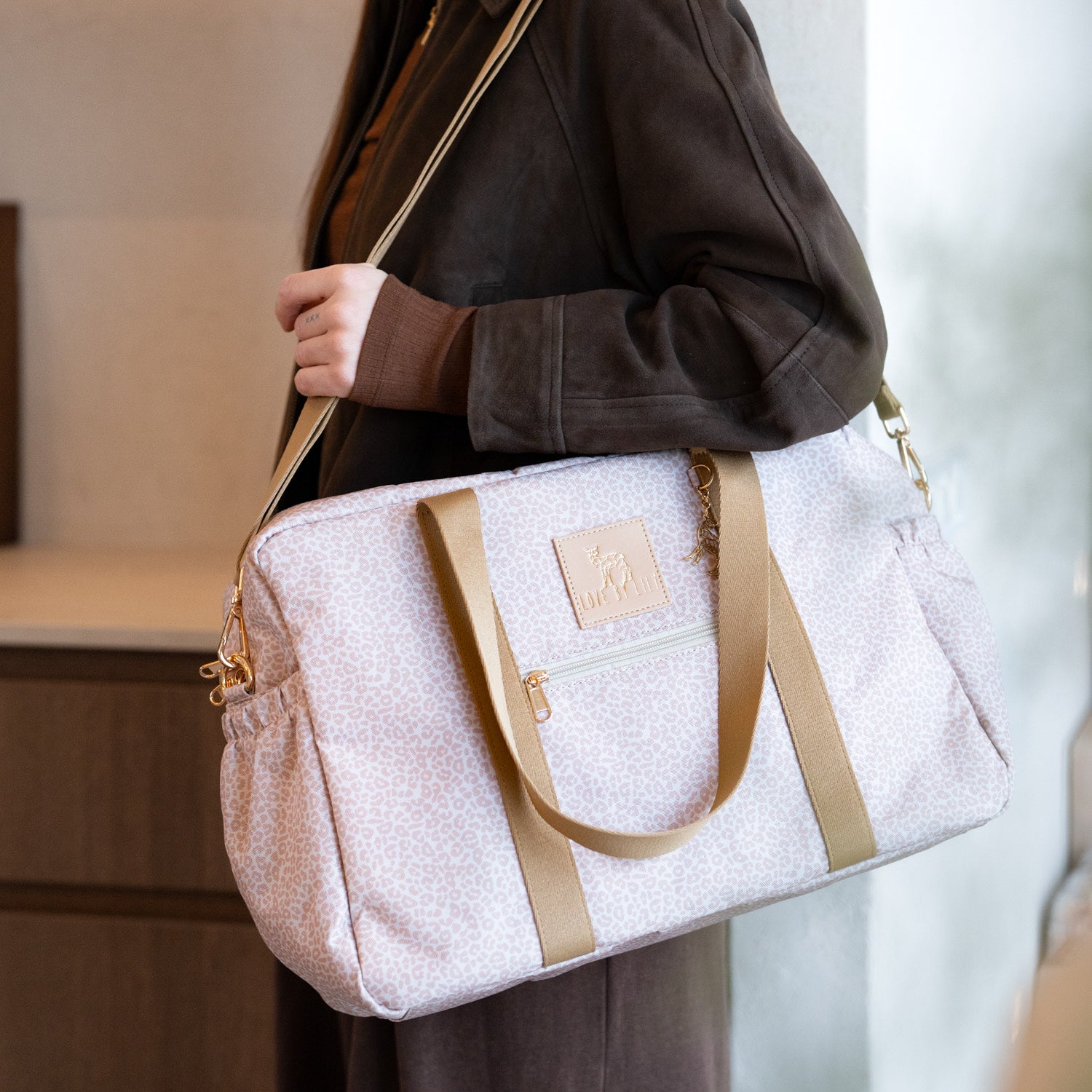 The Lily Daily – Latte Leopard