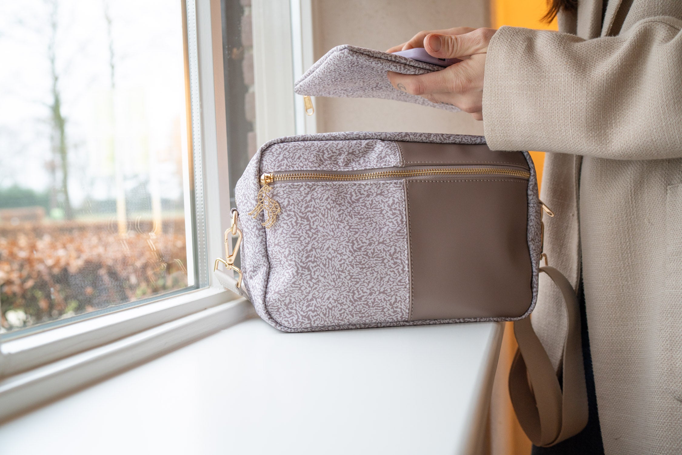 The Lily Pocket – Pebble Path