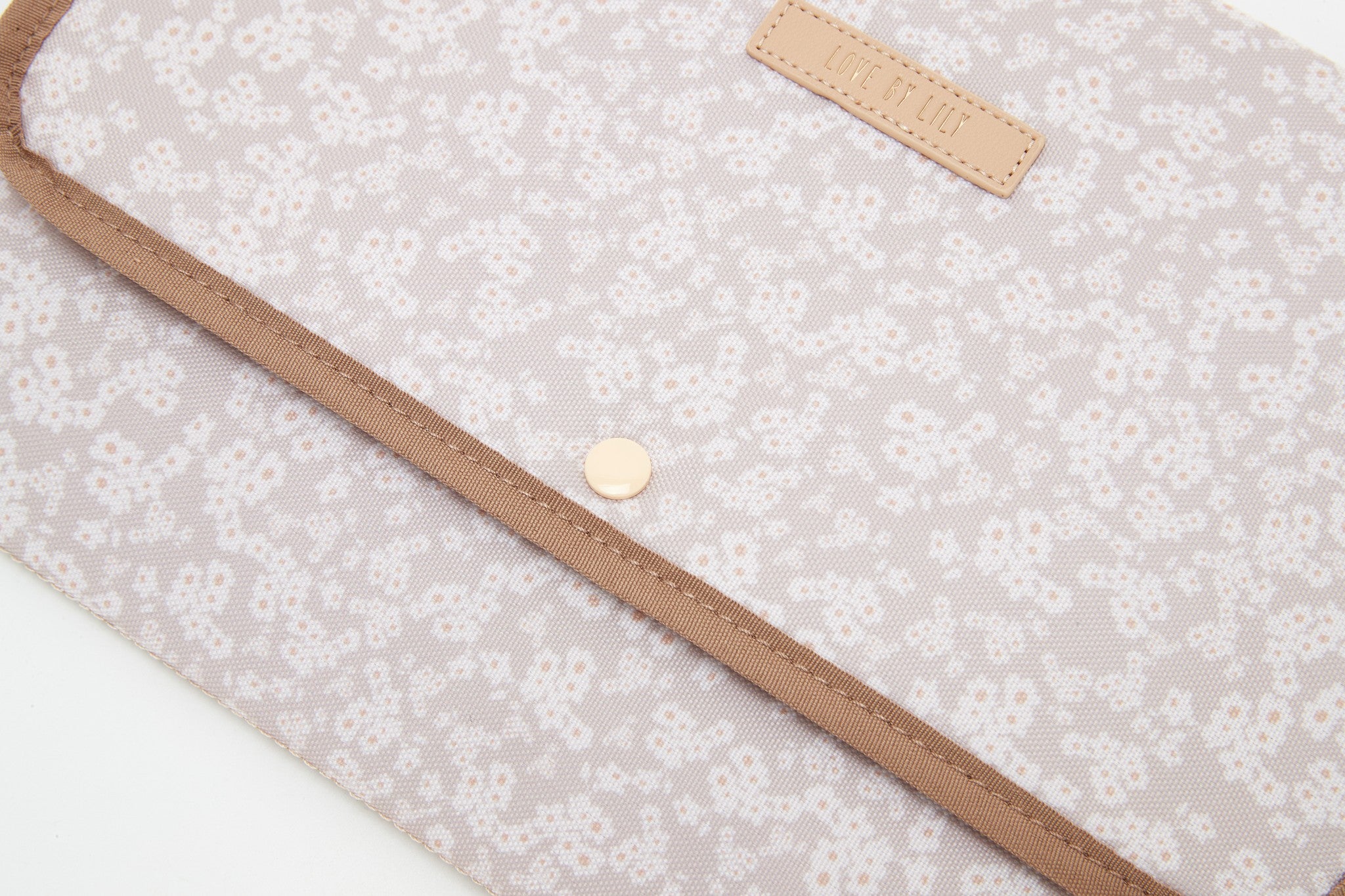 The Lily Daily – Little Daisies