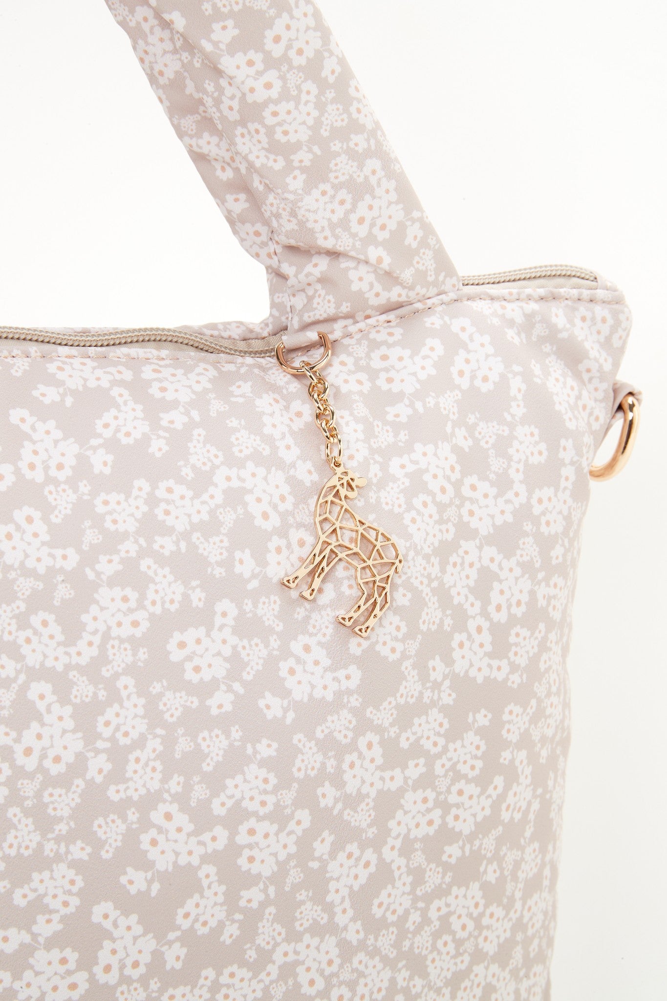 The Lily Tote – Little Daisies