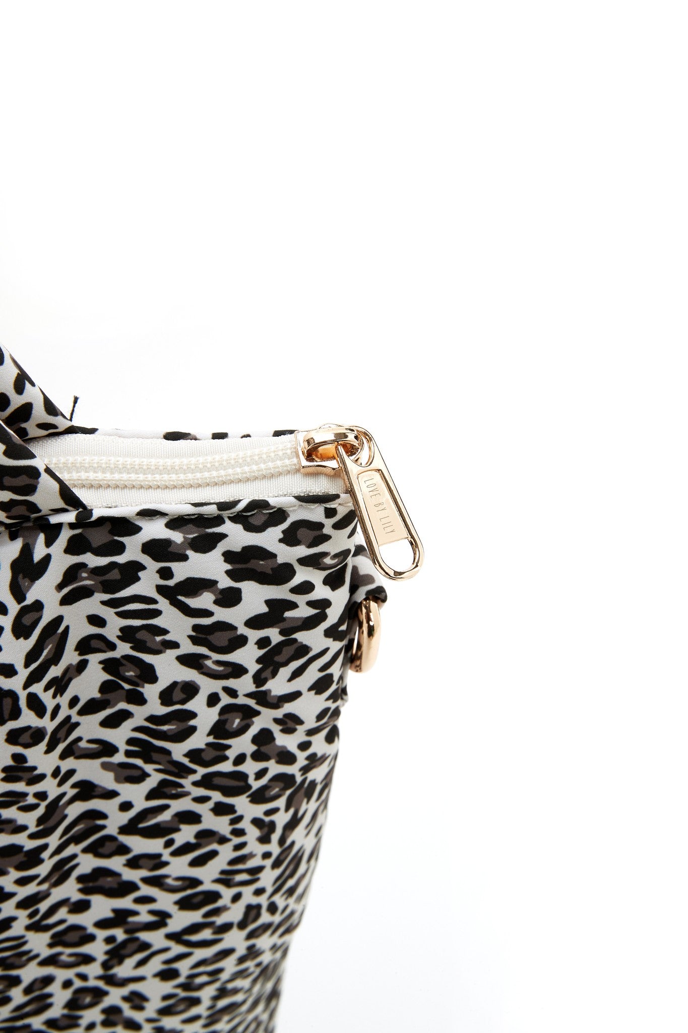 The Lily Tote – Snow Leopard