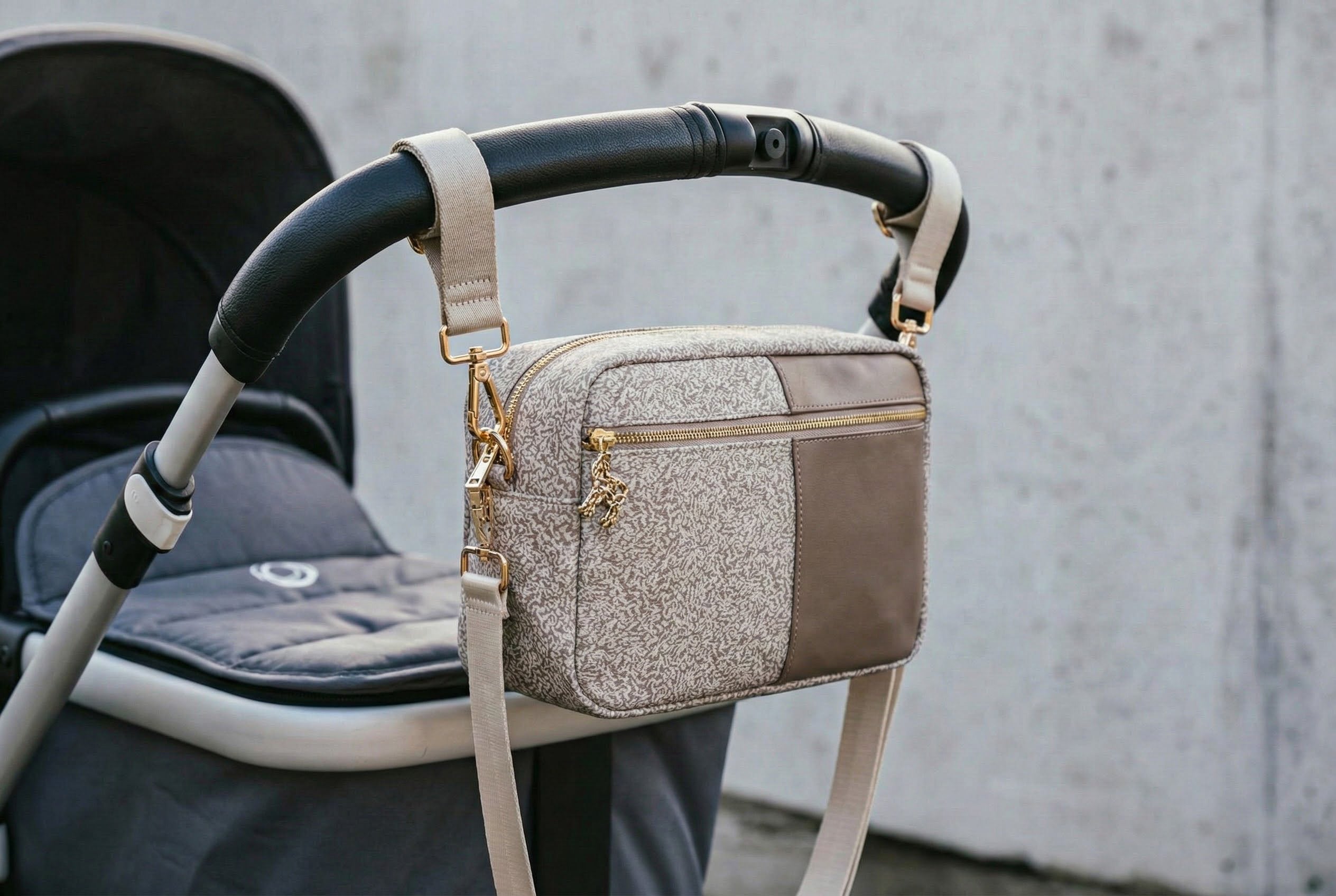 The Lily Pocket – Pebble Path