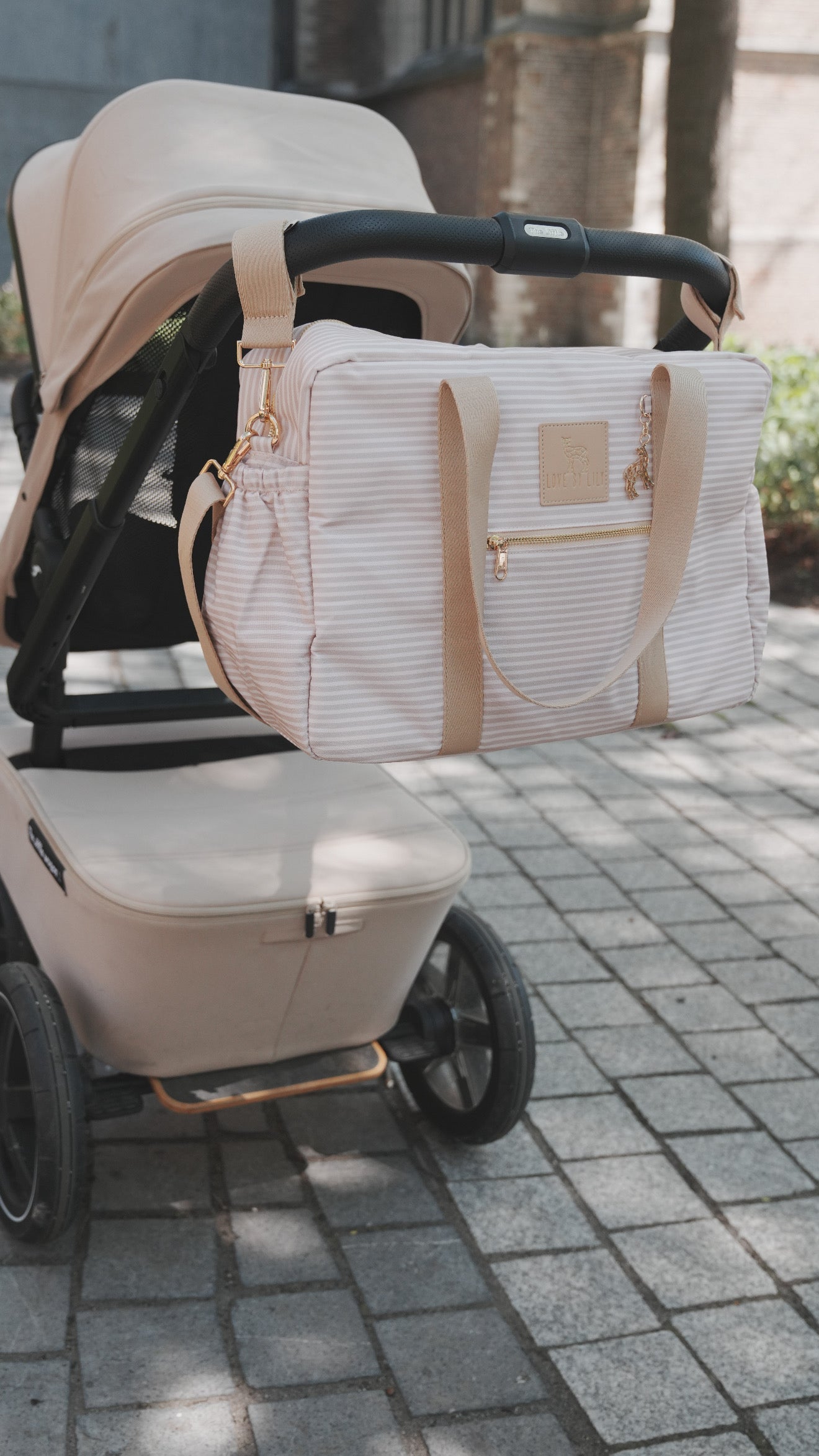 The Lily Daily – Soft Dune