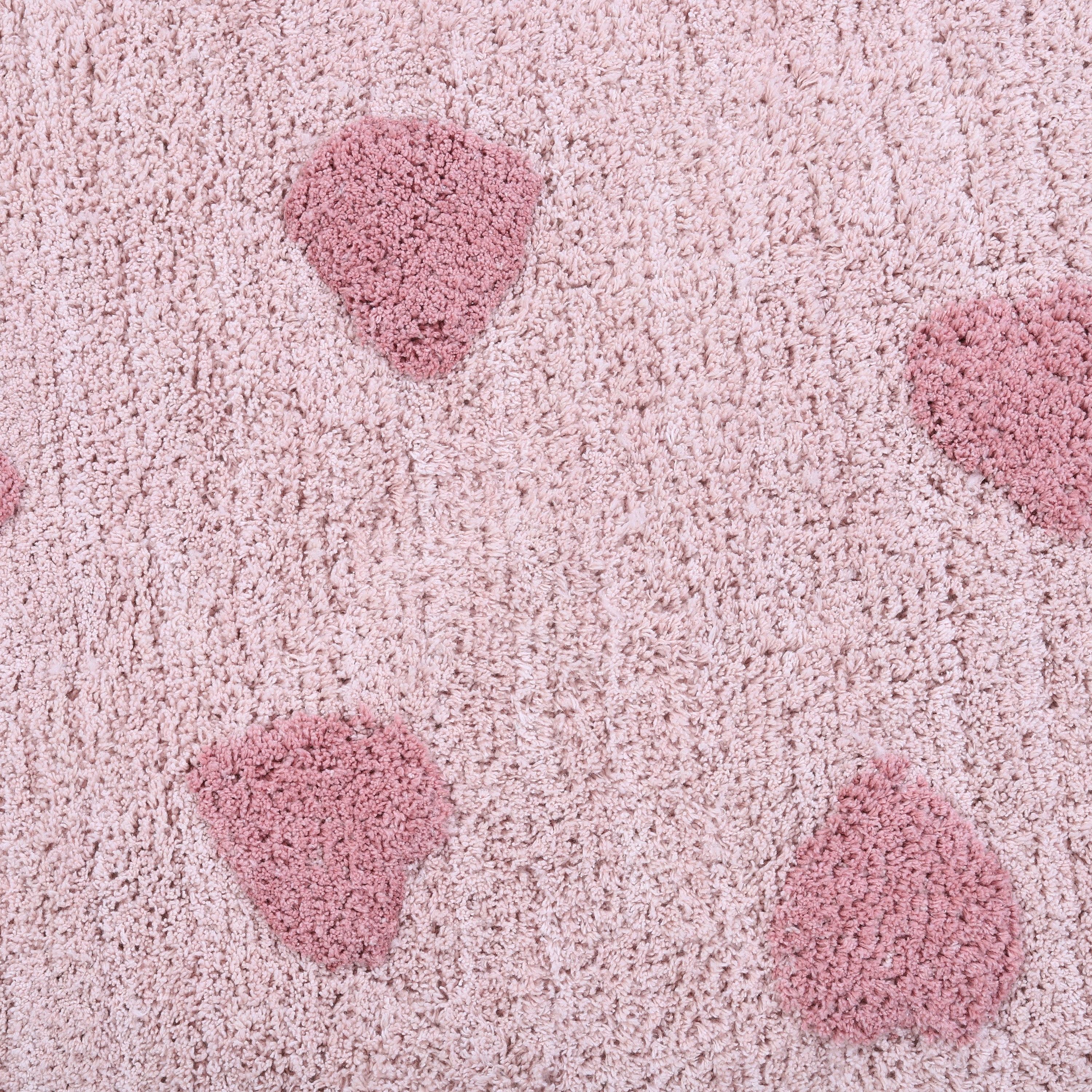Kindervloerkleed Rosy Hearts met romantisch roze hartjesmotief.