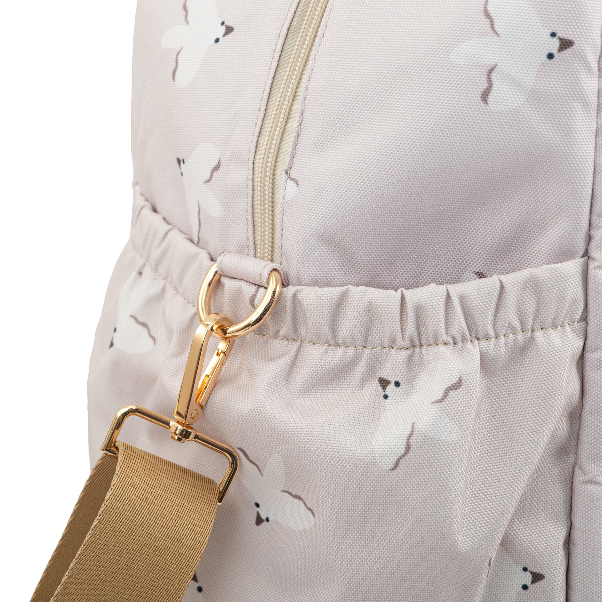 Travel Mom Bag met fijne vogeltjes – rustig design met veel ruimte.