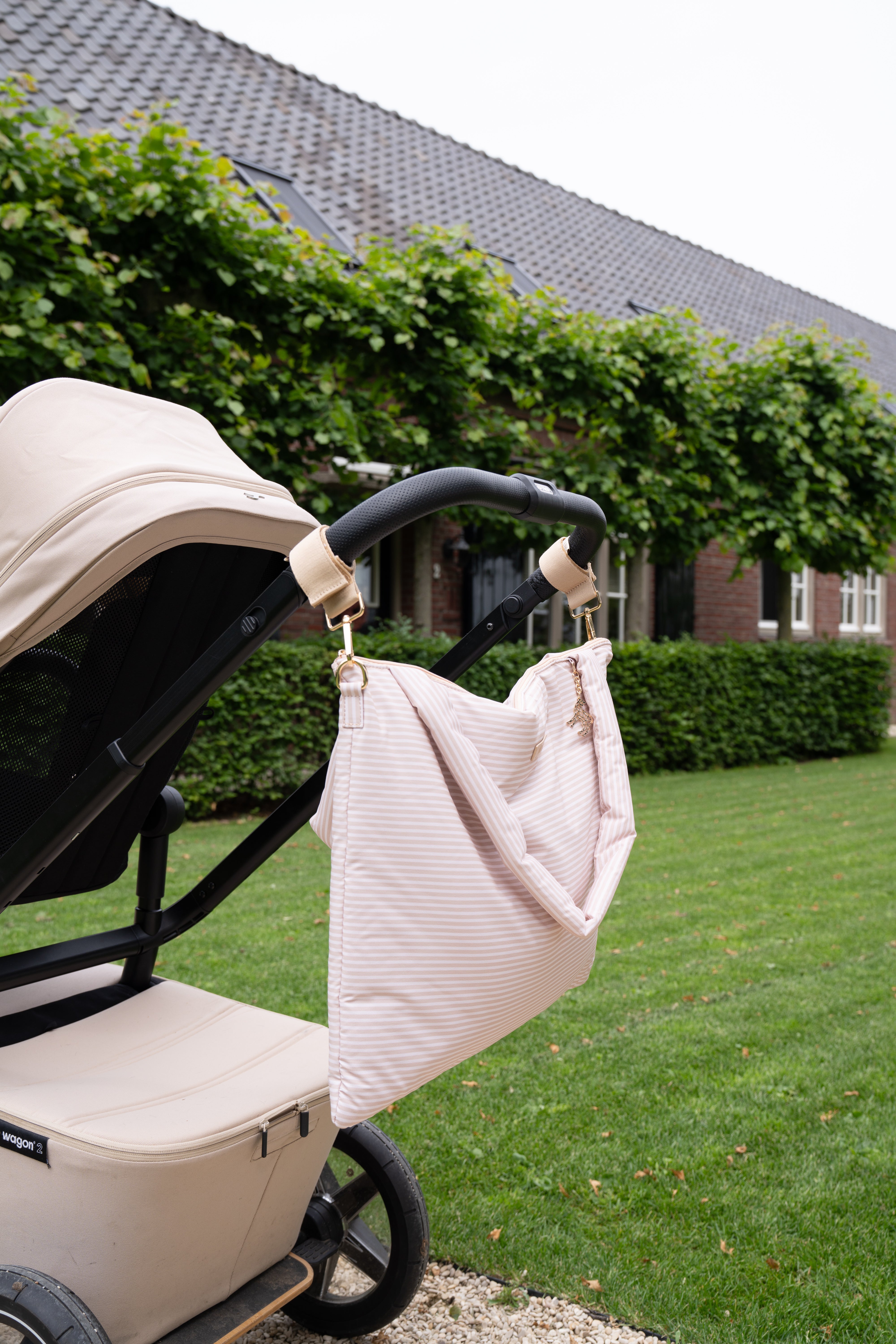 The Lily Tote – Soft Dune