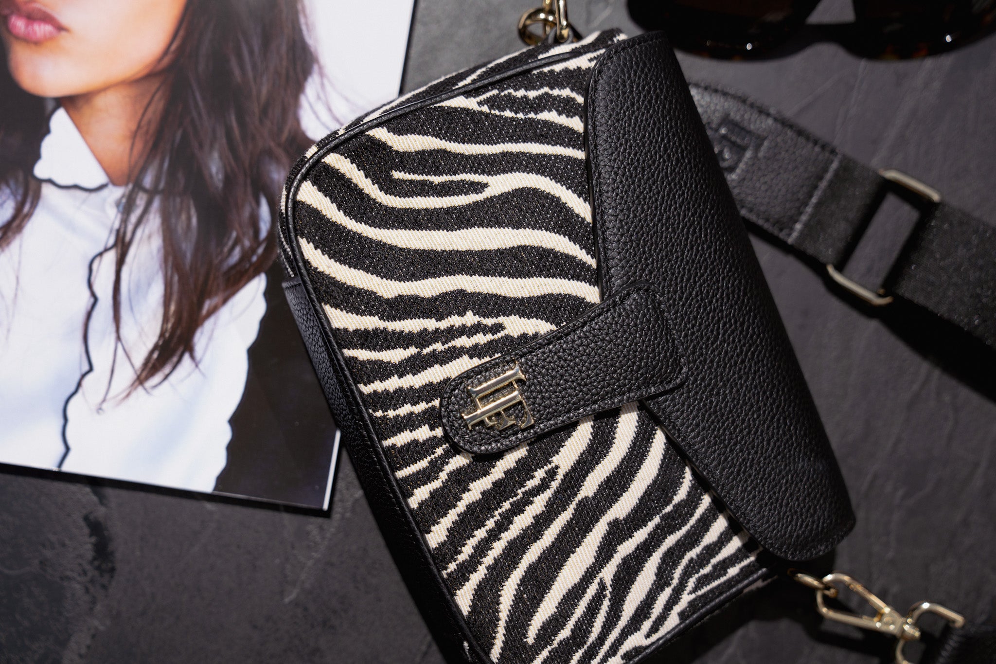 The Mini – Zebra