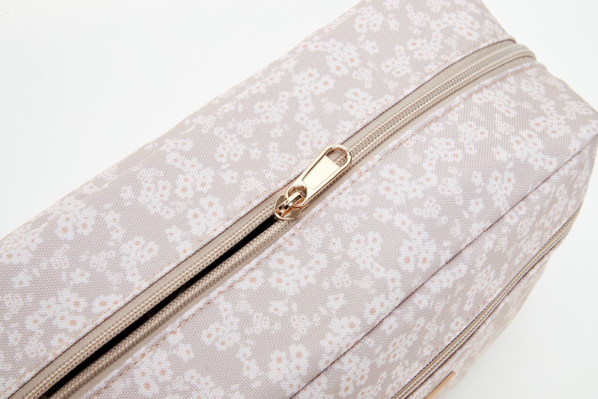 The Lily Pocket – Little Daisies