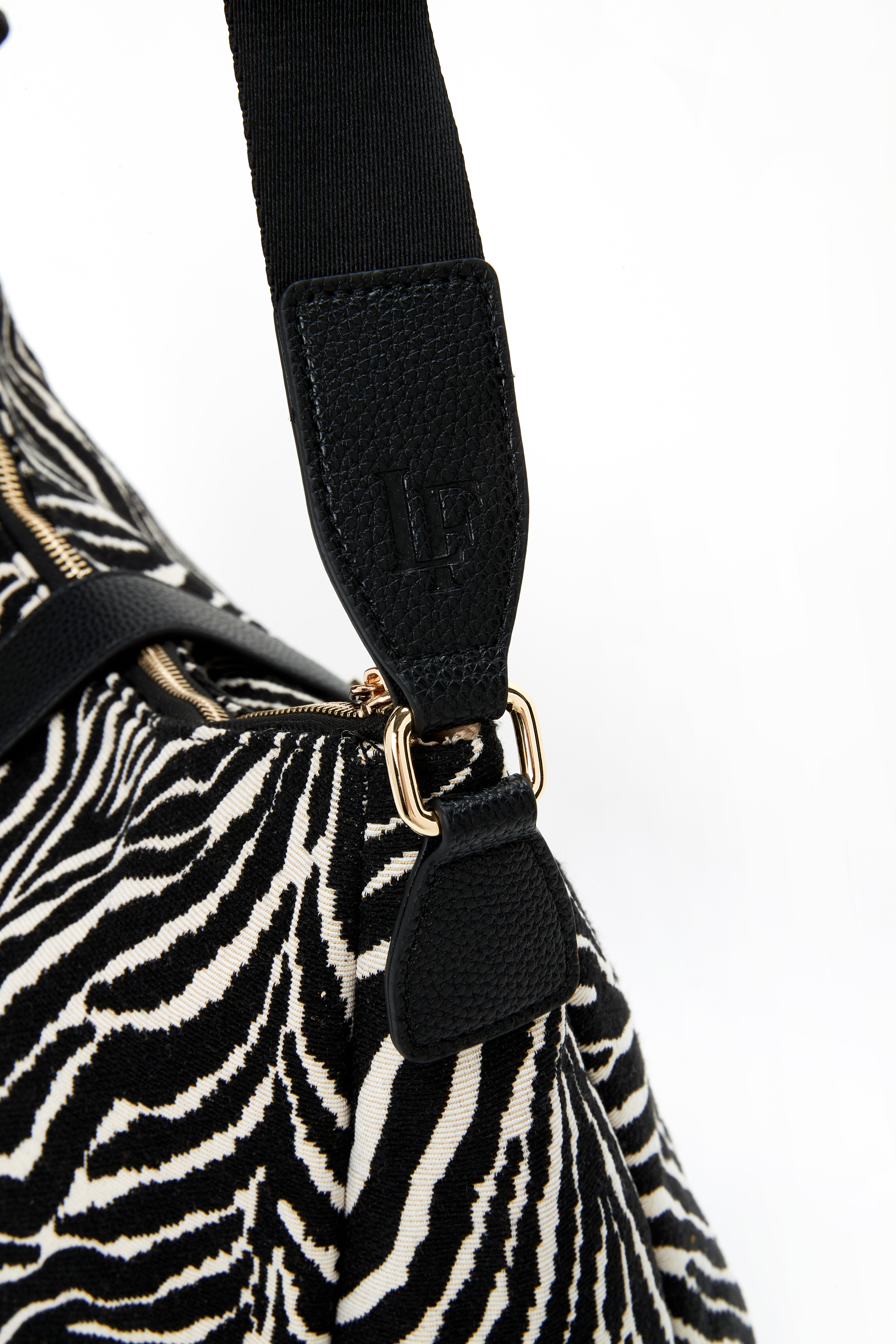 The Pack – Zebra