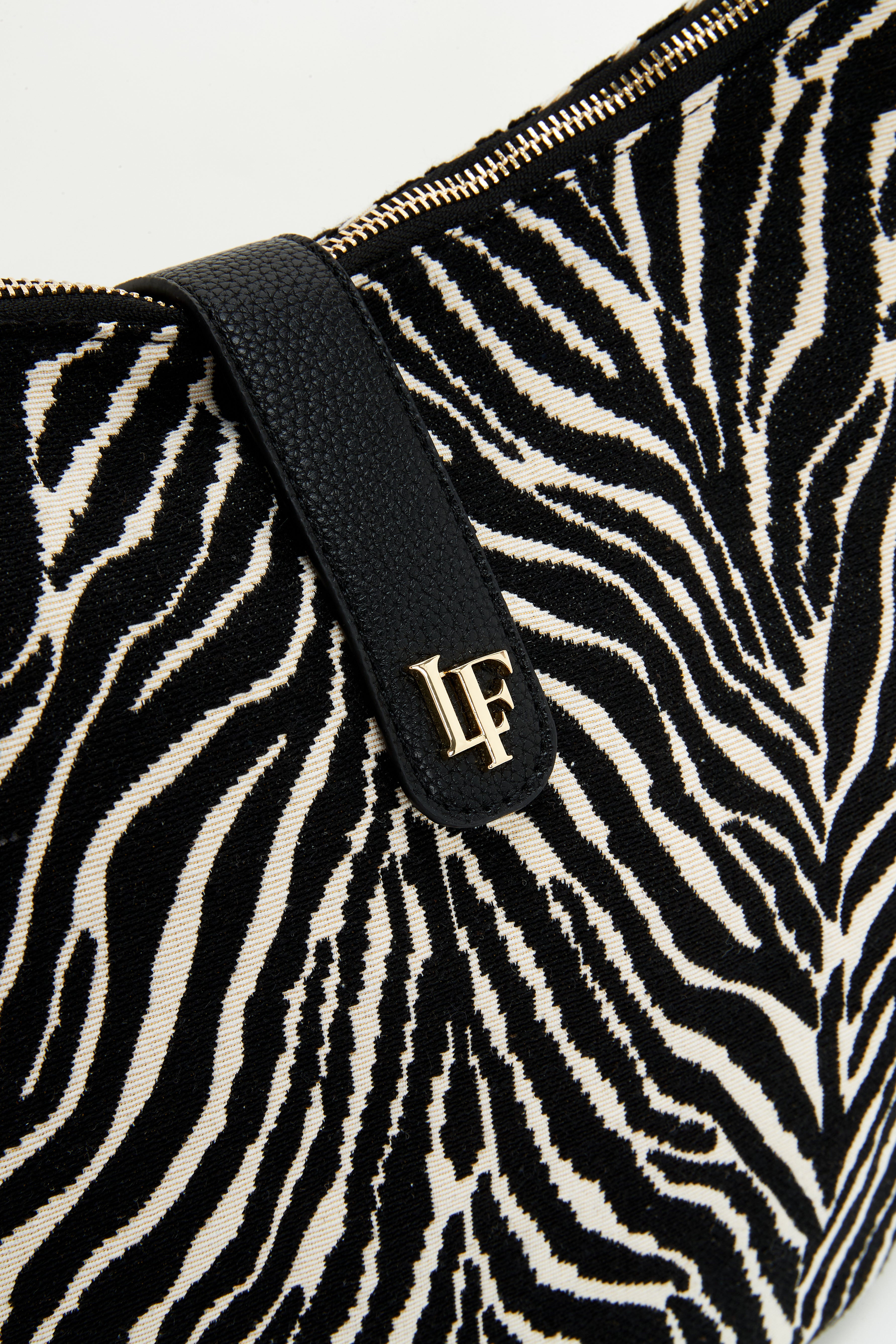 The Pack – Zebra