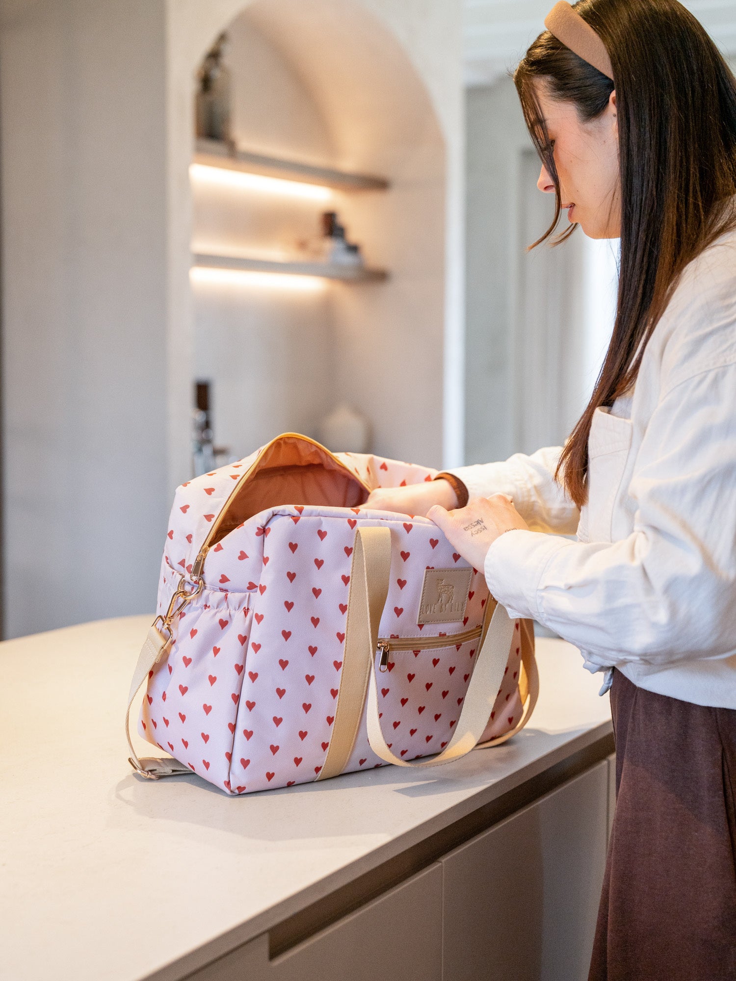 The Lily Daily – L’Affaire