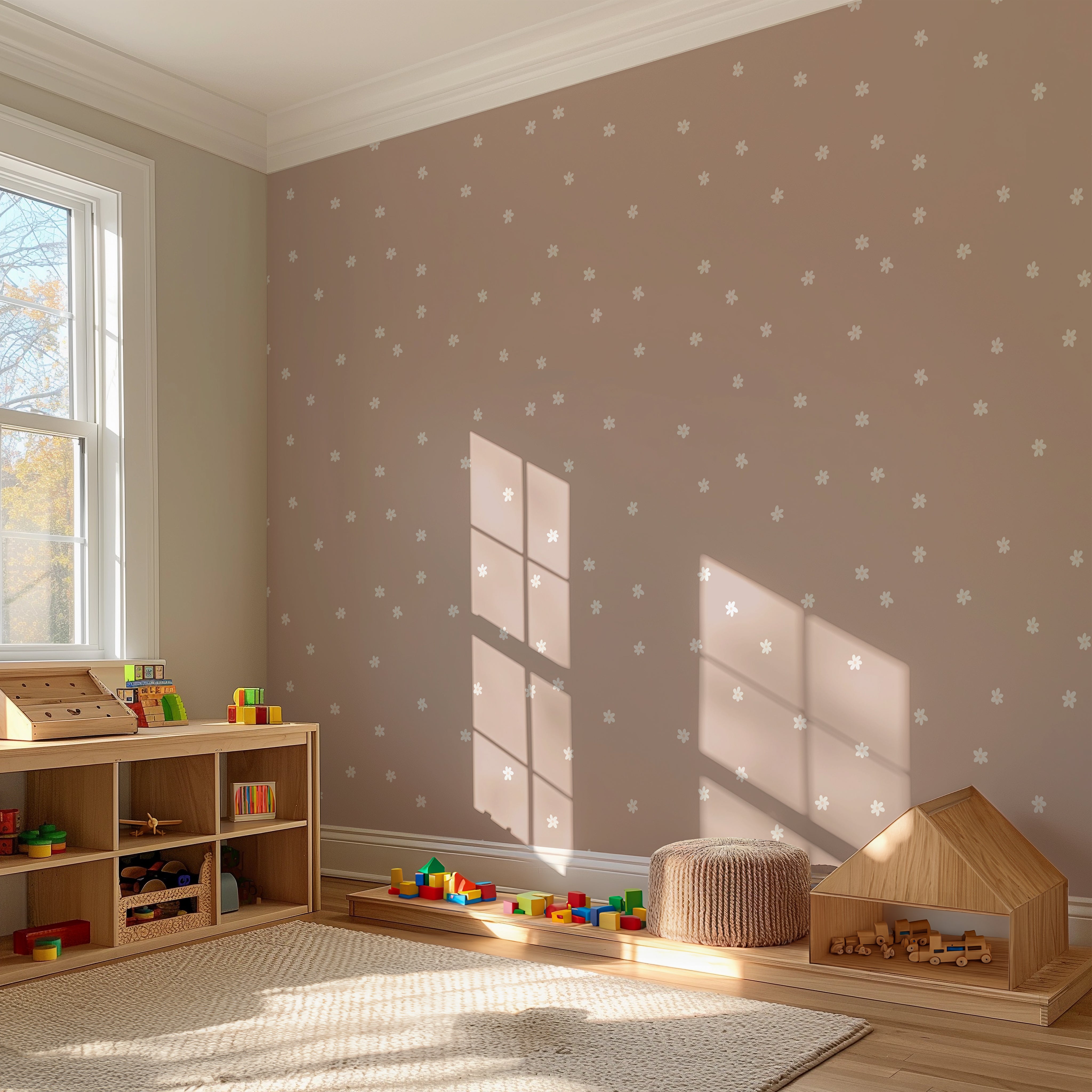 Zachtroze Daisies behang met witte bloemetjes. Perfect voor een neutrale roze babykamer, meisjeskamer of speelhoek. Lief en tijdloos design.
