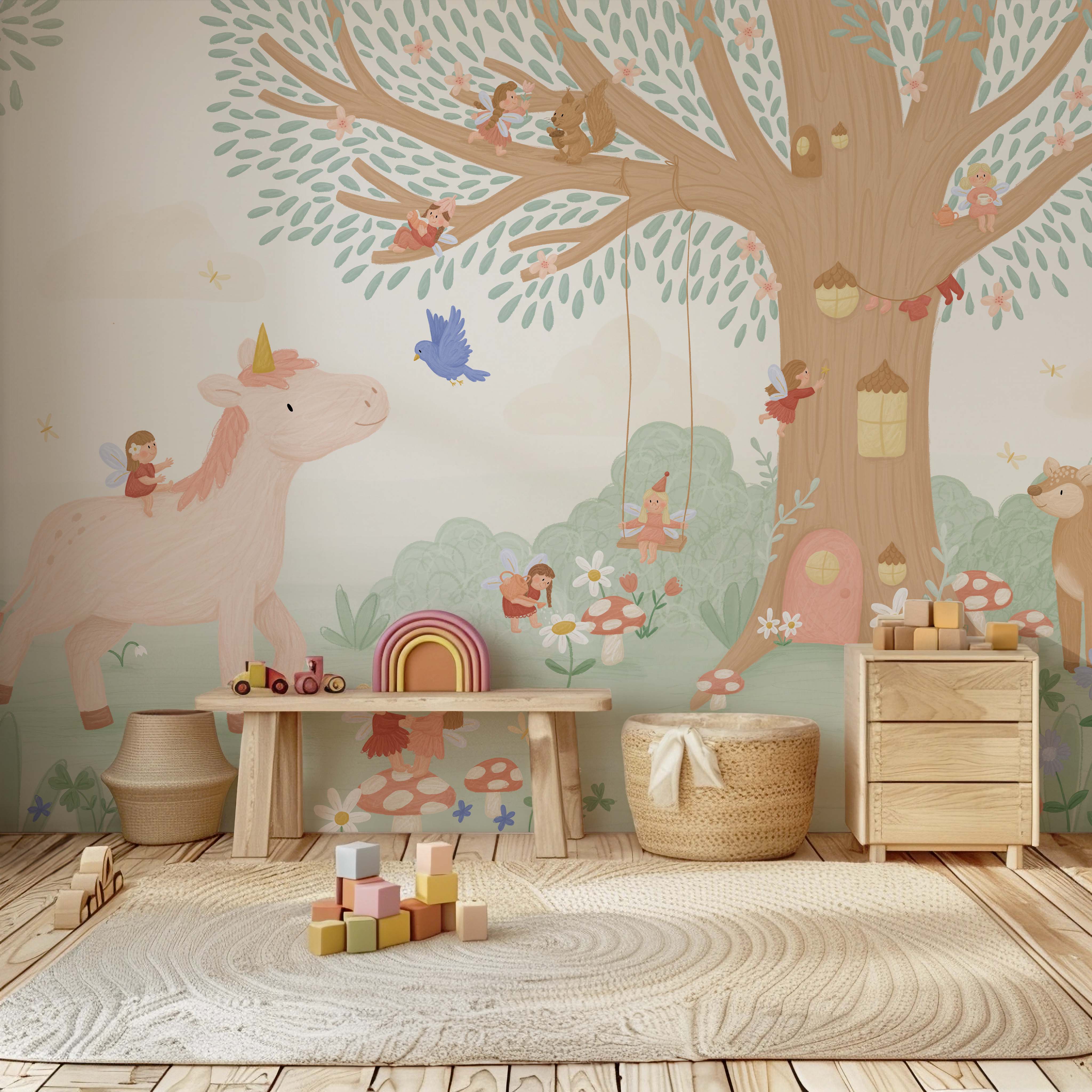 Feeën behang kinderkamer met magische details en kleuraccenten.