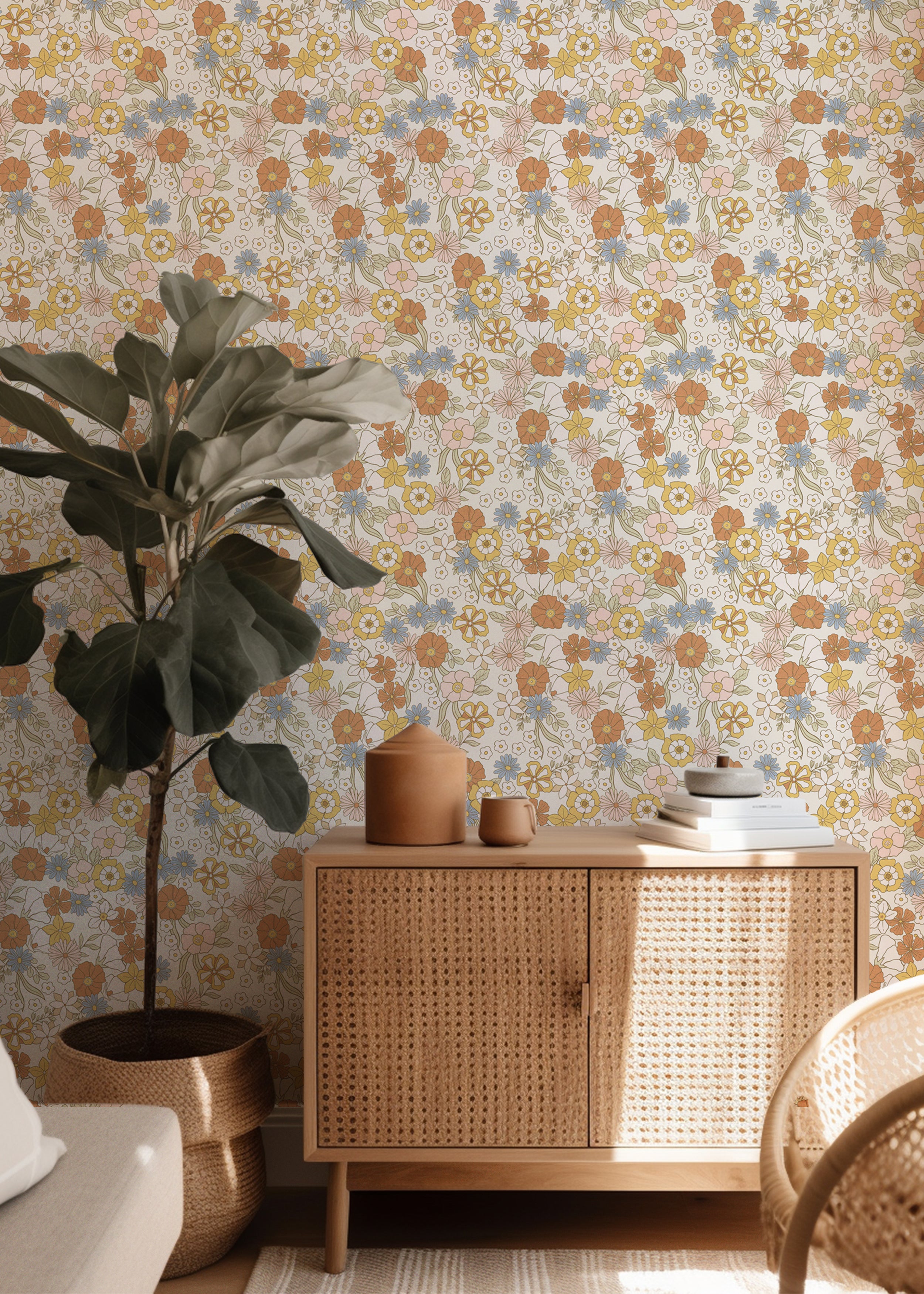 Flowerfarm – Ivory behang met groot bloemenpatroon, ideaal als statement wall in kinderkamers en meisjeskamers.