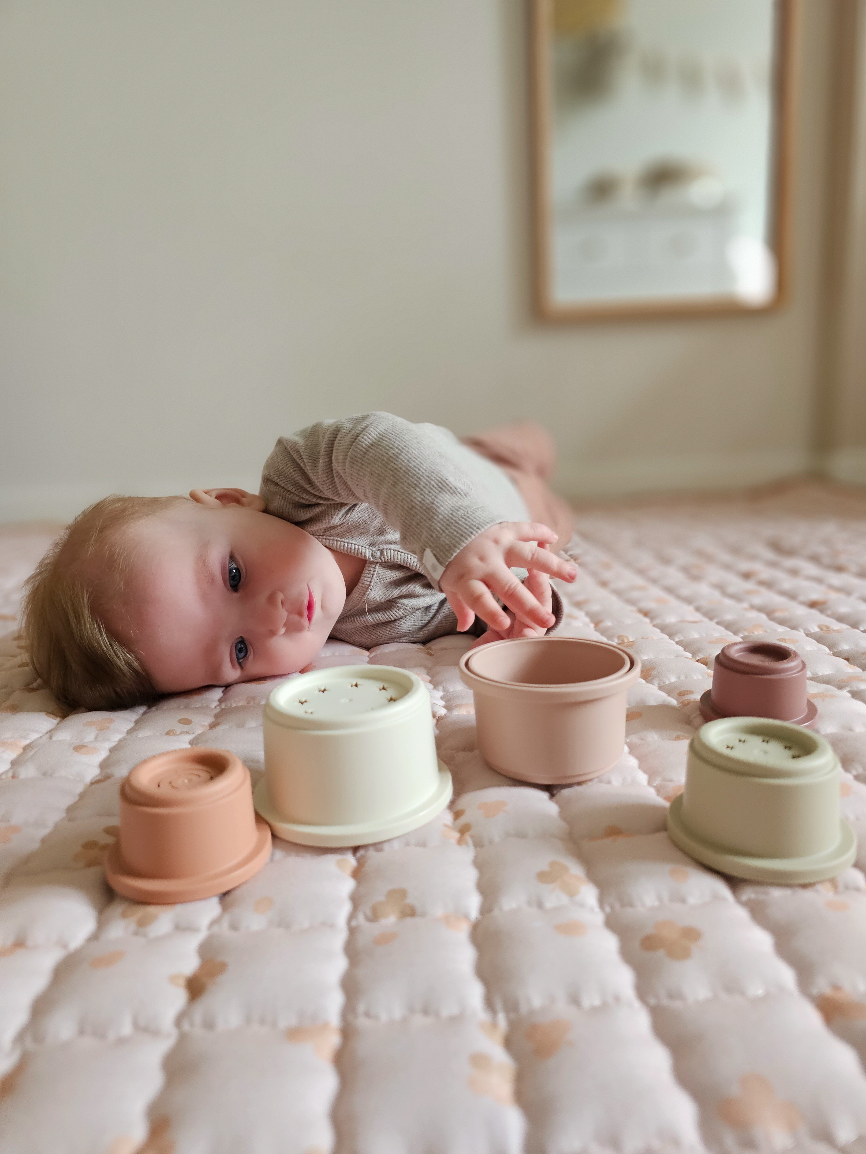 Unisex speelkleed met klavertjes voor zacht spelen 