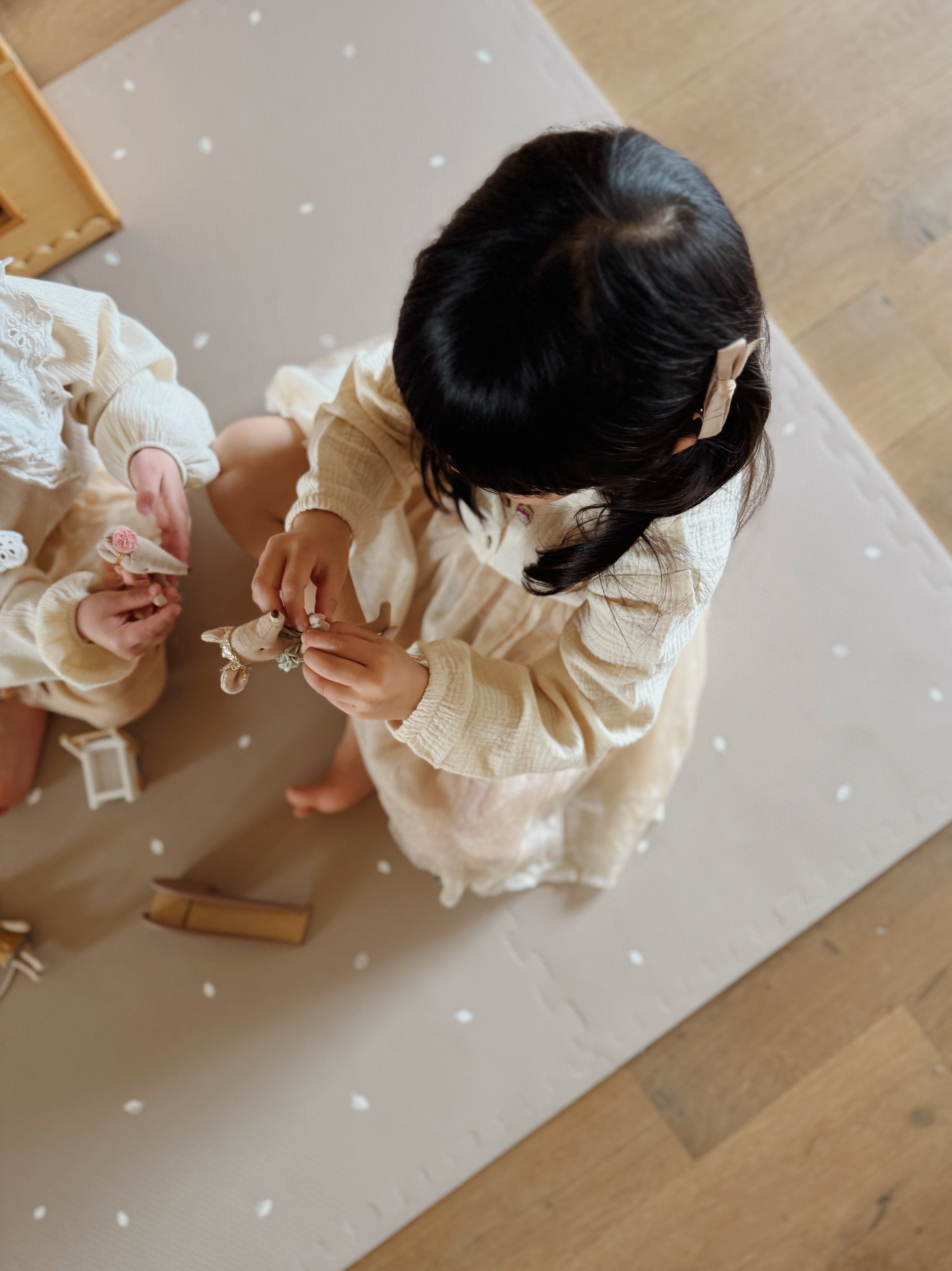 Stijlvolle puzzelmat Hazel – combineert comfort, veiligheid en design.