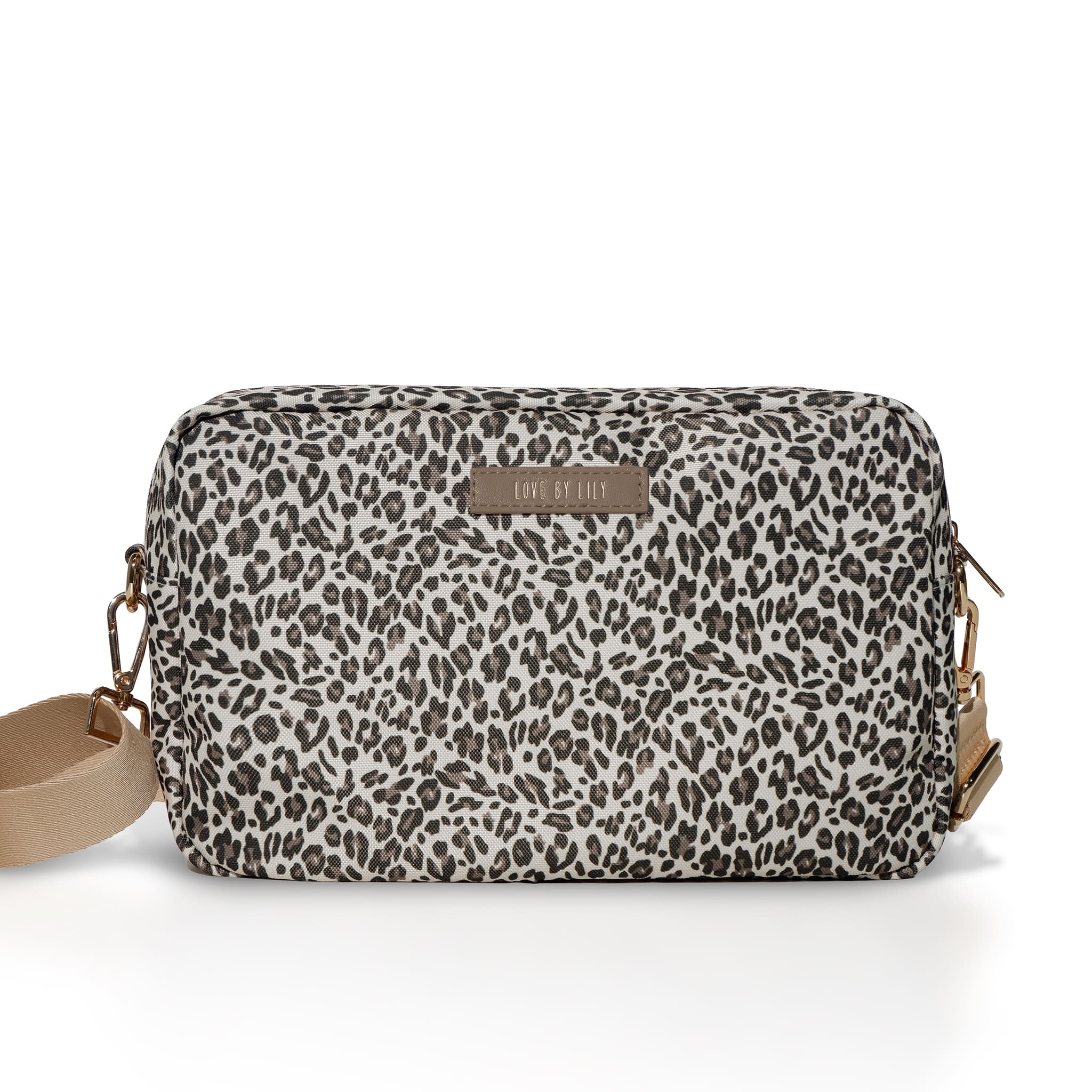 Kleine maar ruime organizer met luipaardprint – ideaal voor snelle uitstapjes.
