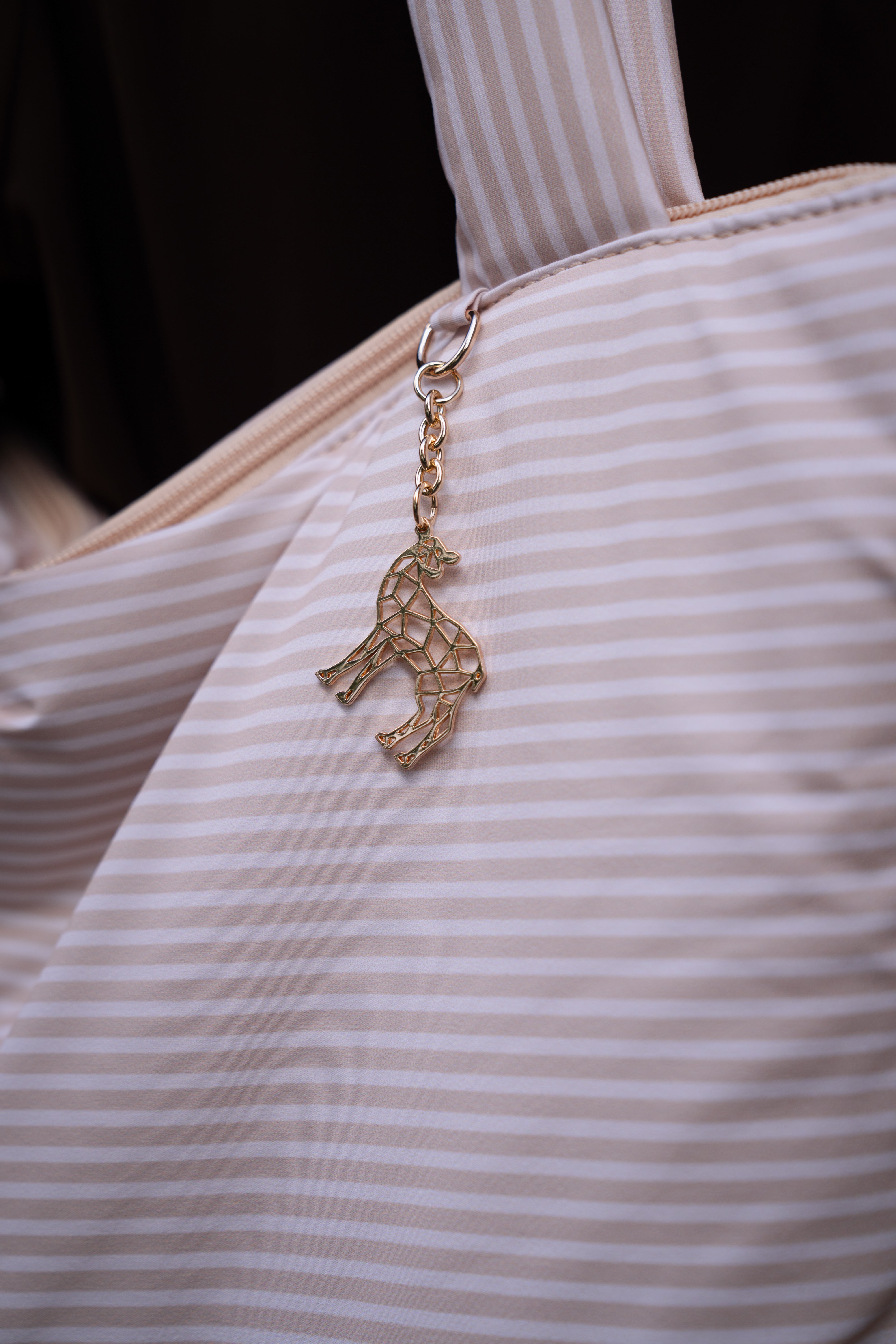 The Lily Tote – Soft Dune