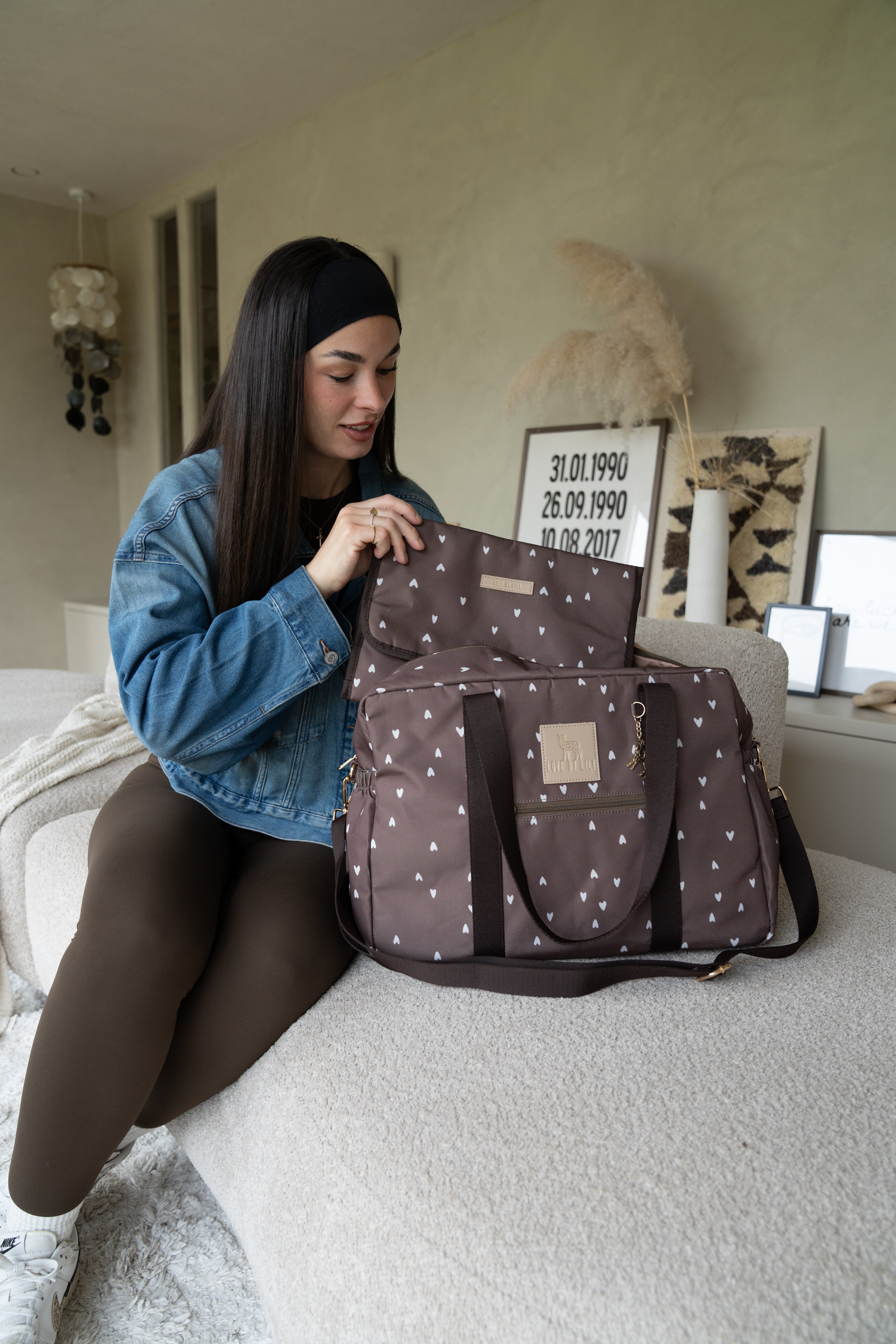 The Lily Changing Mat – Deep Amour