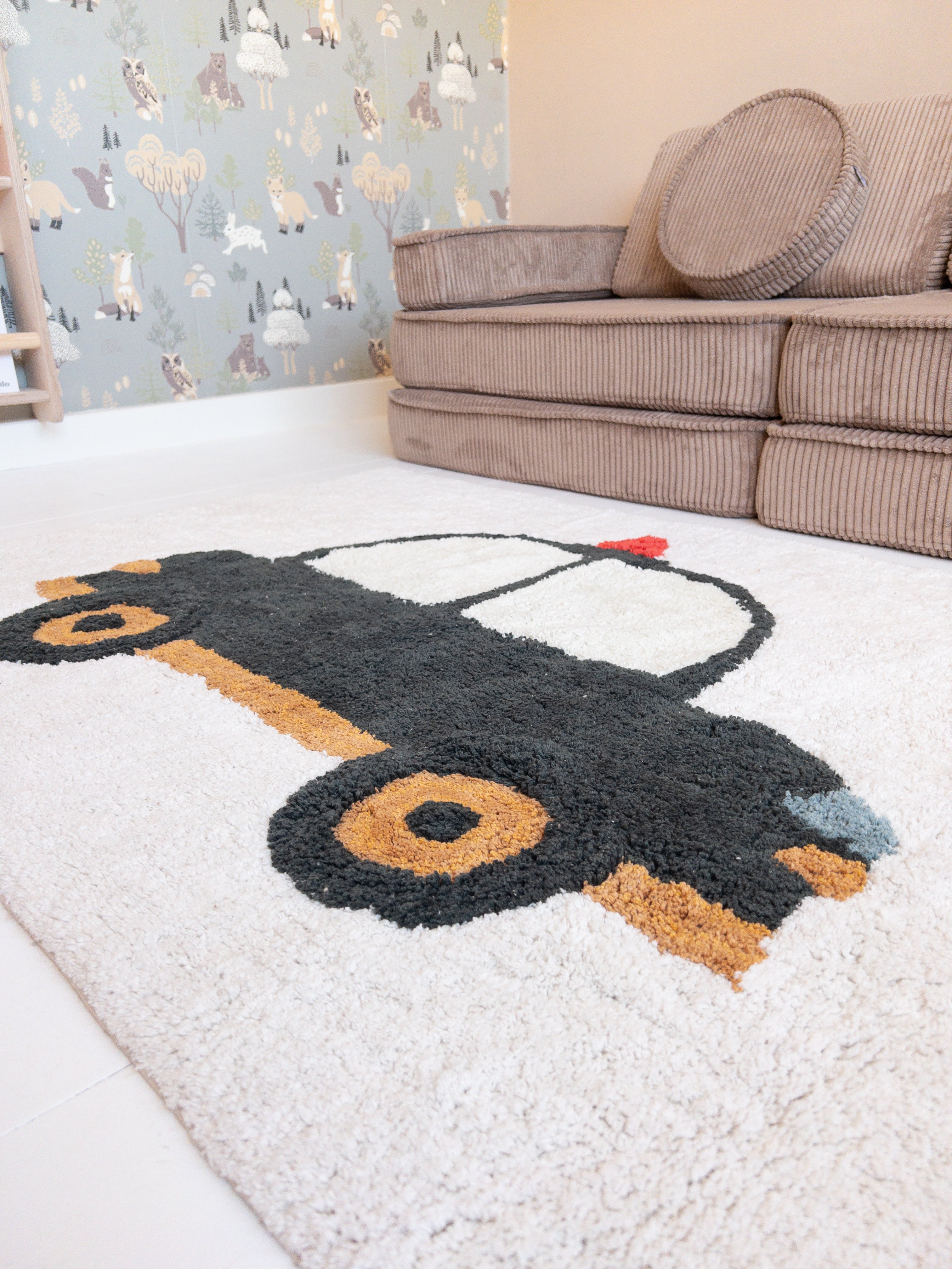 Babykamer vloerkleed auto politie zwart design