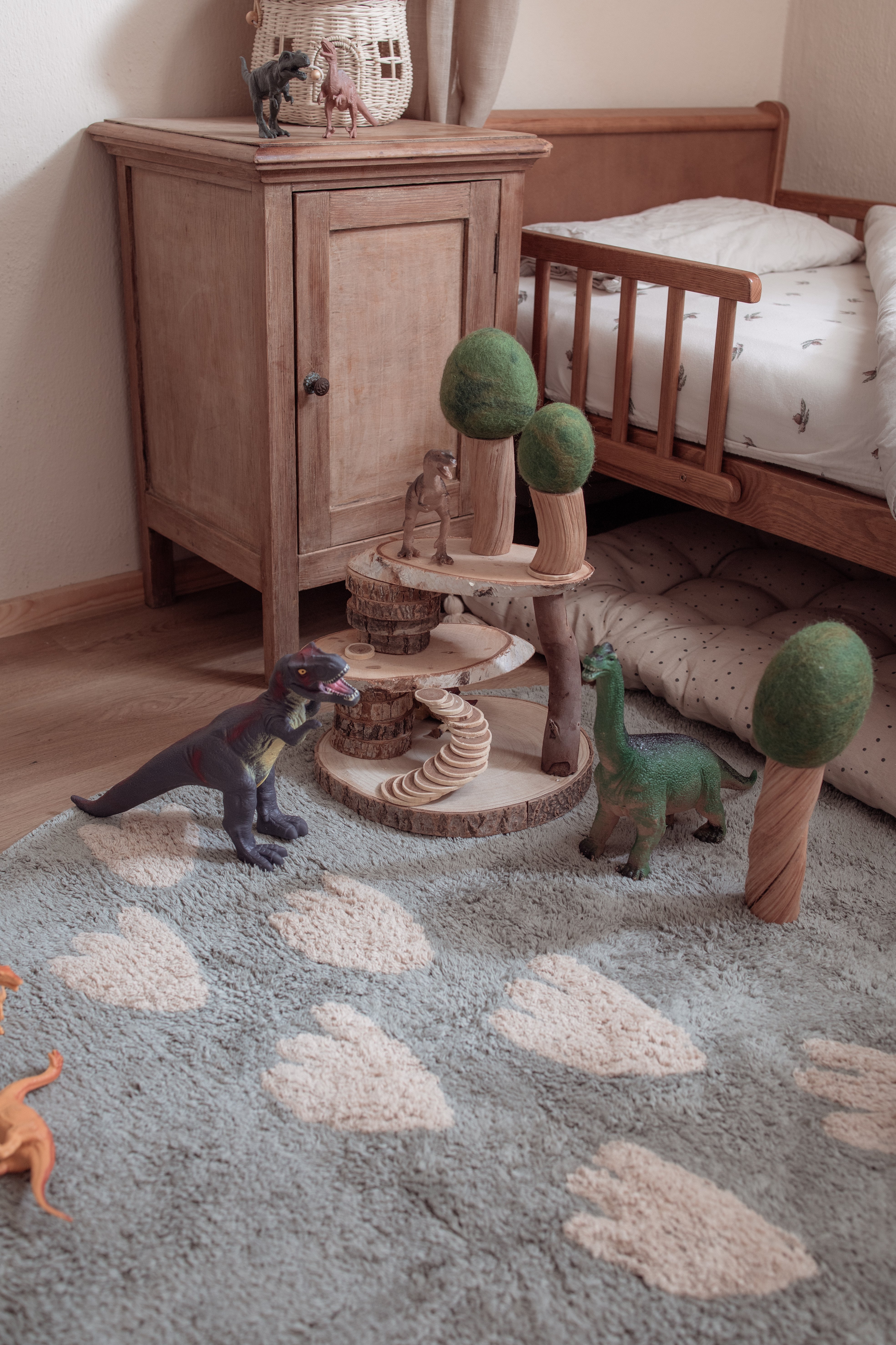 Dino vloerkleed unisex rond model in groen voor kinderkamer en speelkamer