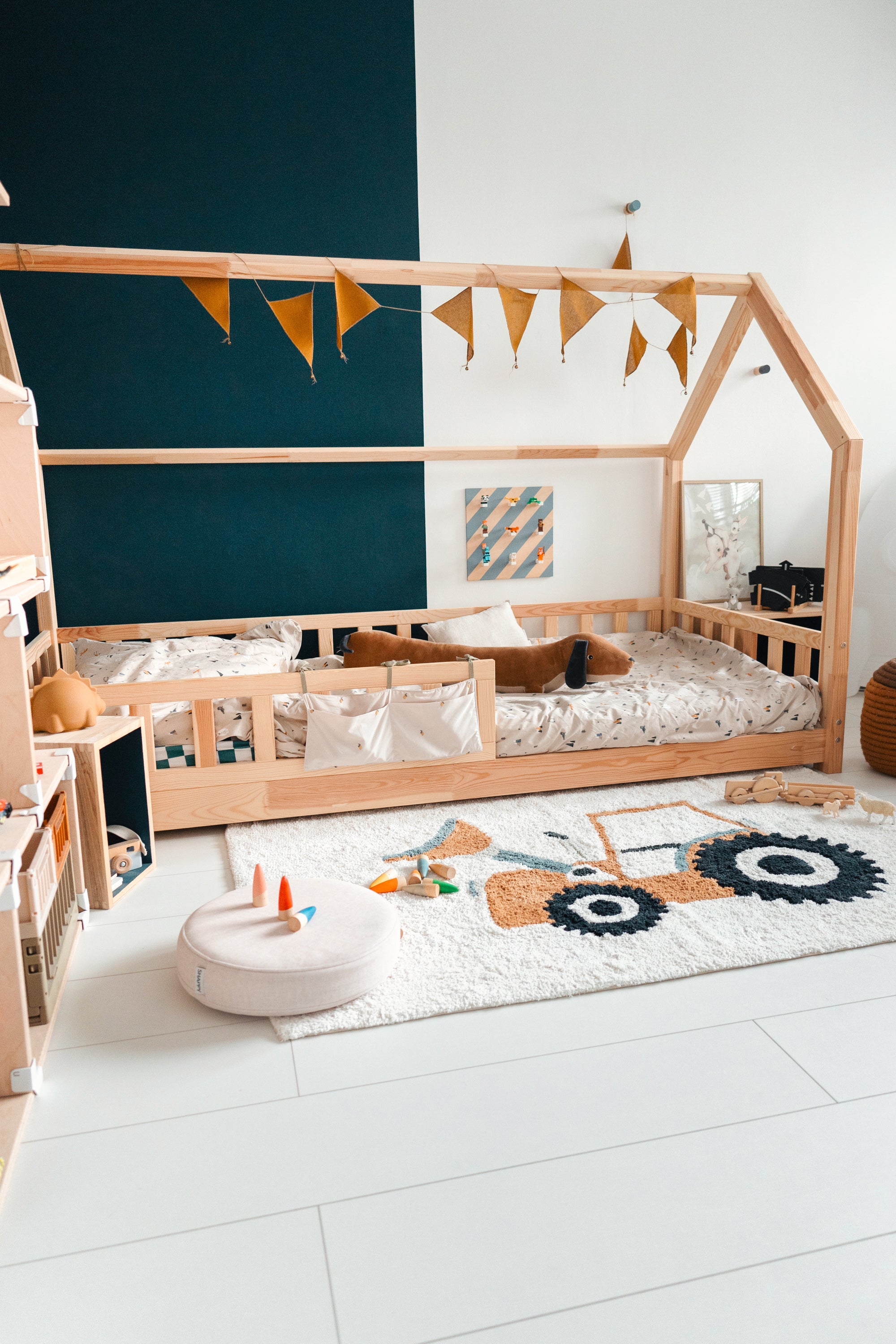 Kinder vloerkleed tractor print gemaakt van zacht materiaal voor babykamer